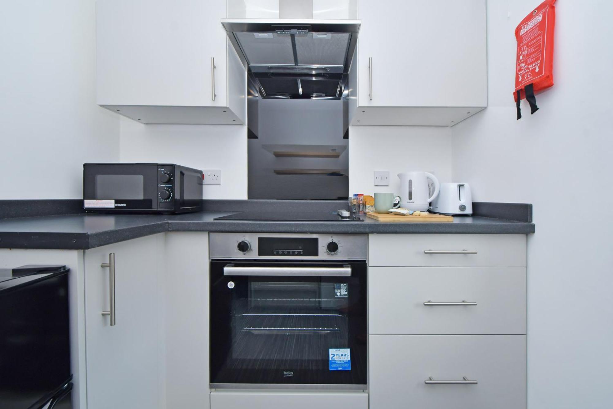 Sapphire Apartments By Yourstays - Luxury 2 Bedroom Apartments In كرو المظهر الخارجي الصورة