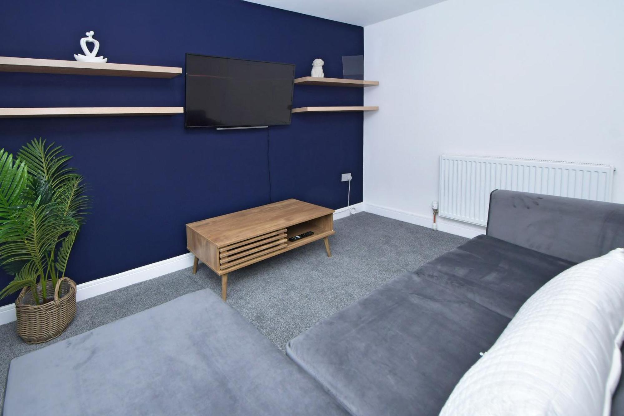 Sapphire Apartments By Yourstays - Luxury 2 Bedroom Apartments In كرو المظهر الخارجي الصورة