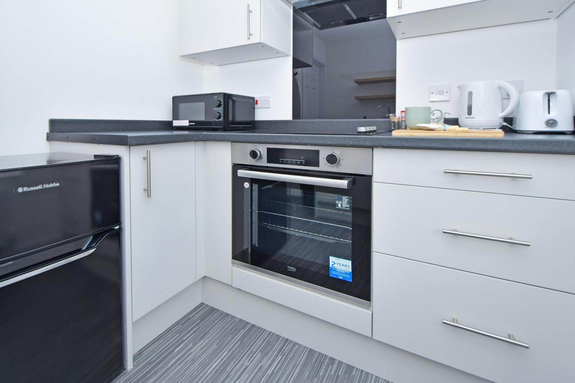 Sapphire Apartments By Yourstays - Luxury 2 Bedroom Apartments In كرو المظهر الخارجي الصورة