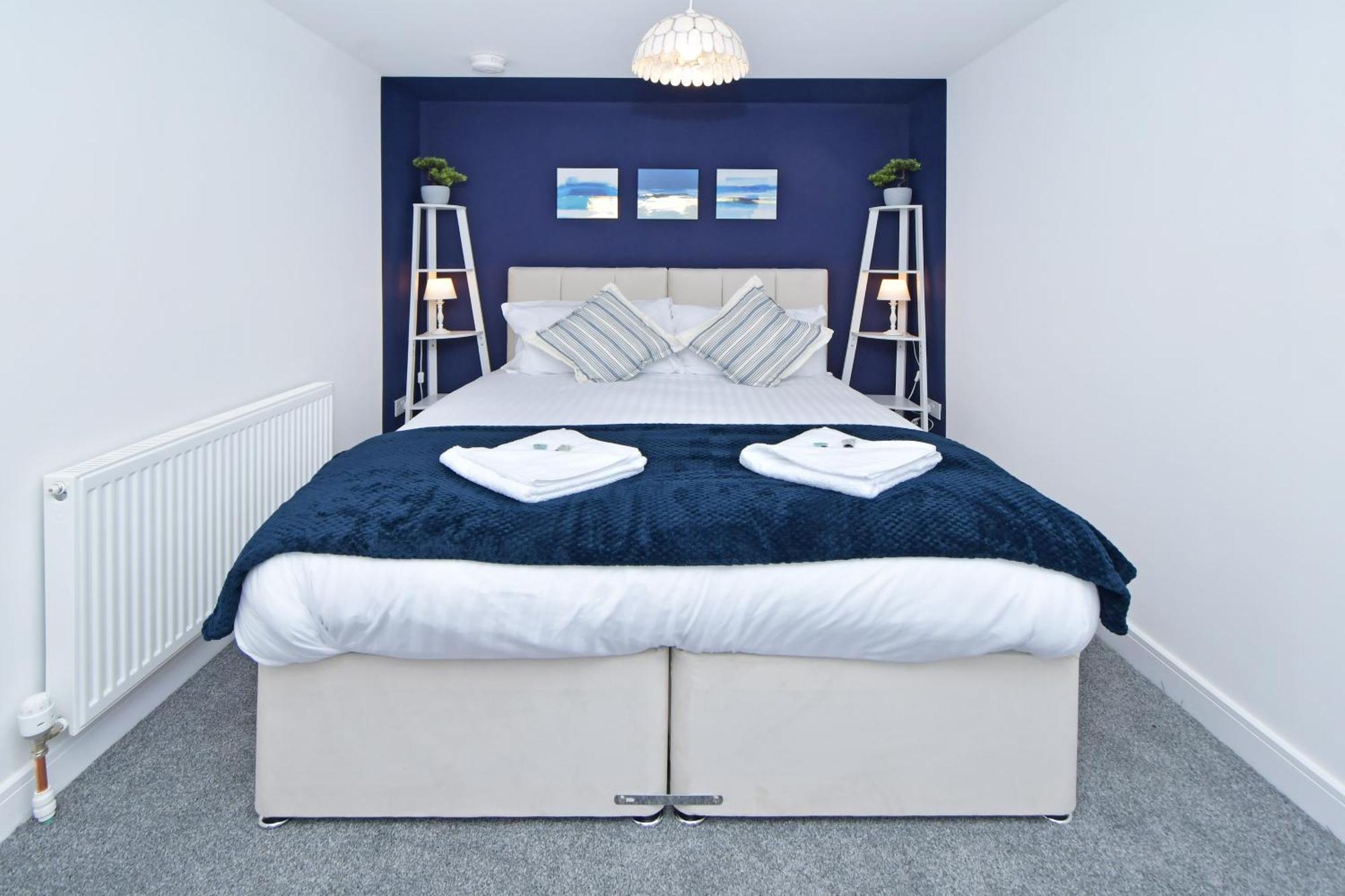Sapphire Apartments By Yourstays - Luxury 2 Bedroom Apartments In كرو المظهر الخارجي الصورة
